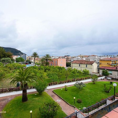 Moresco Apartment Pietra Ligure Eksteriør billede